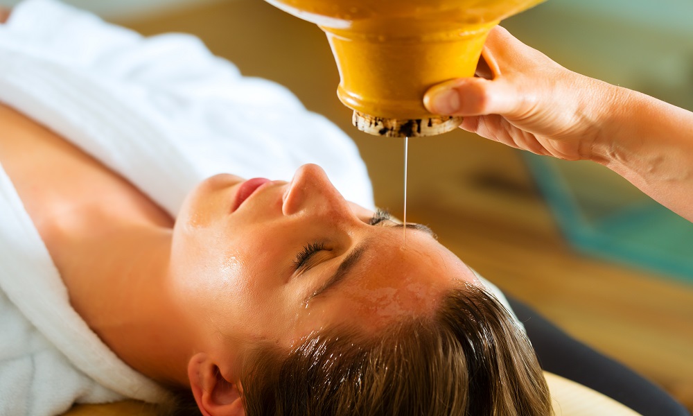 Shirodhara Treatment: Procedure & Benefits